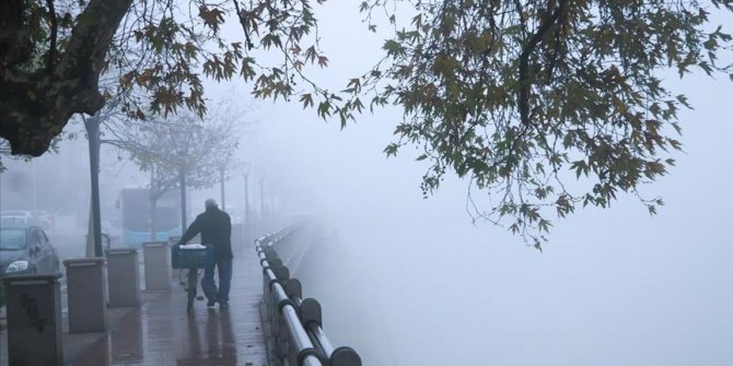 Hatay'da kuvvetli sağanak nedeniyle 2 okulda eğitime yarın ara verildi