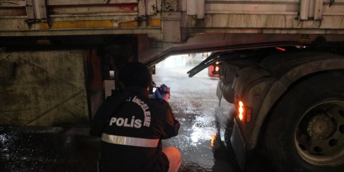 Karayolunda erkek cesedi bulundu