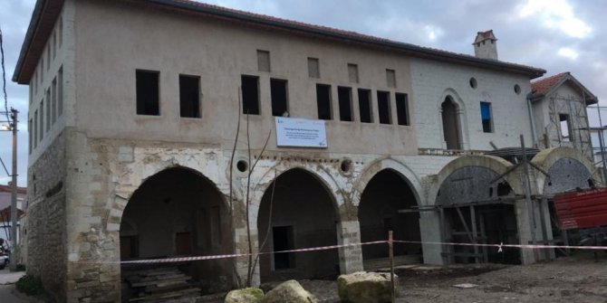 Çeşme’deki Osmanağa Konağında restorasyon yeniden başladı