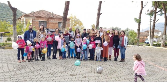 Çiğli Belediyesi çocuk tiyatrosu mahallelerde