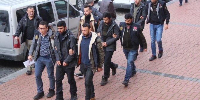 Çatışma bölgesine gitmeye çalışan DEAŞ şüphelileri sınırı geçmeye çalışırken yakalandı
