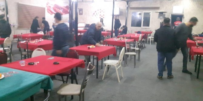 İzmir’de çay ocaklarına kumar operasyonu: 33 kişi yakalandı