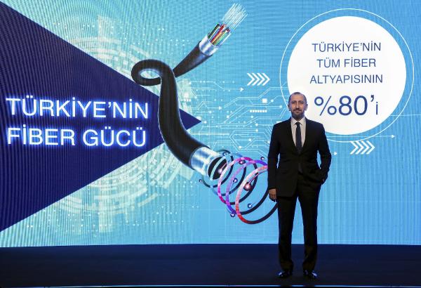 Türk Telekom fiberde 7.5 milyon kilometreye ulaştı