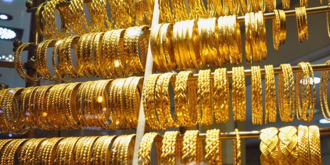 Gram altın 417 lira seviyelerinde