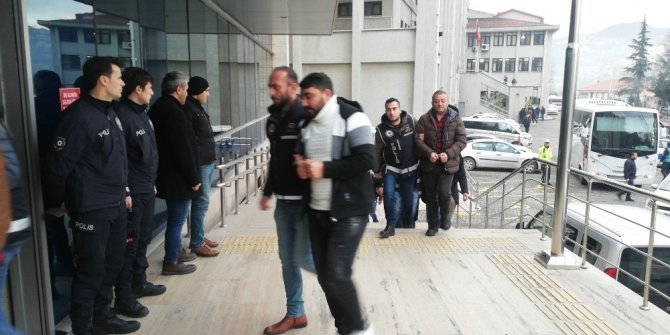 Zonguldak’ta tefeci operasyonu: 11 şüpheli adliyede