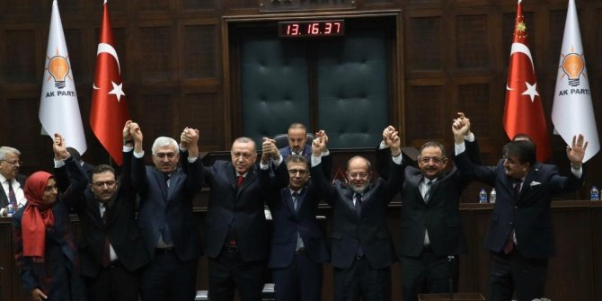 Olur Belediye Başkanı AK Parti’ye katıldı
