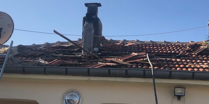 Kulu'da çatı yangını