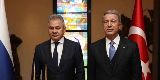 Hulusi Akar ve Sergey Şoygu arasında kritik görüşme