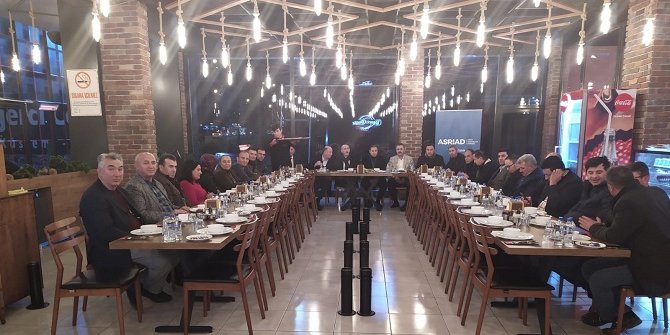ASRİAD üyeleri yemekte buluştu