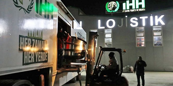İHH’den deprem bölgesine yardım seferberliğİ