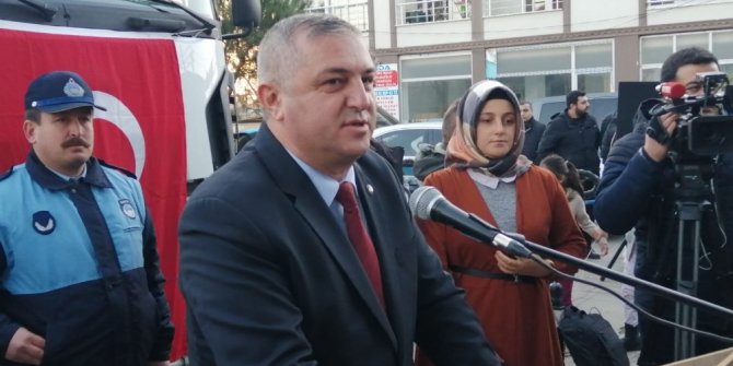 Köpek katliamı beldeyi ayağa kaldırdı