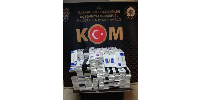 Polisten kaçan araçtan 2 bin 730 paket kaçak sigara çıktı