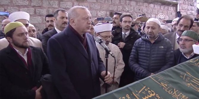 Erdoğan, Ahmet Vanlıoğlu’nun cenaze törenine katıldı