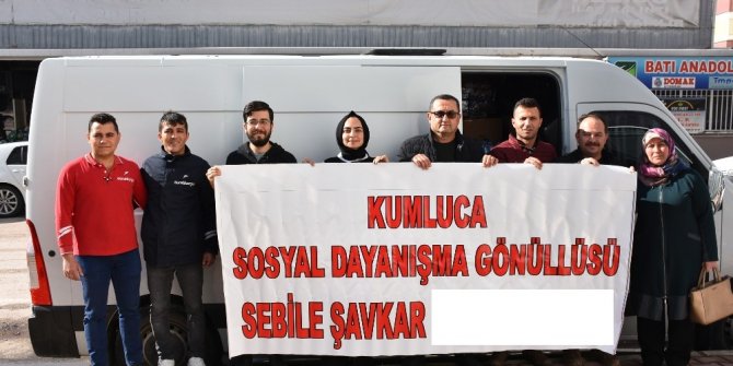 Yardım gönüllüsü depremzedelere 2 minibüs eşya gönderdi