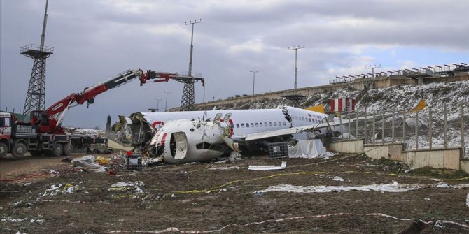 Pistten çıkan uçağın 'kara kutuları' Almanya'da çözümlenecek