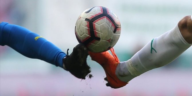 Avrupa futbol ligleri, kalan maçları tamamlama planları yapıyor