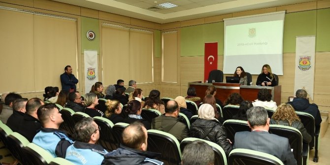 Tarsus Belediyesi personeline korona virüs anlatıldı