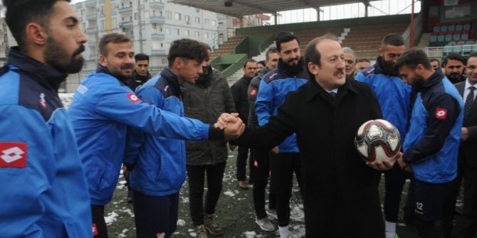 Ligden çekilme kararı alan Cizrespor’a Şırnak Valisi Pehlivan sahip çıktı