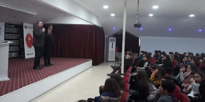 Okullarda insan-hayvan seminerleri devam ediyor
