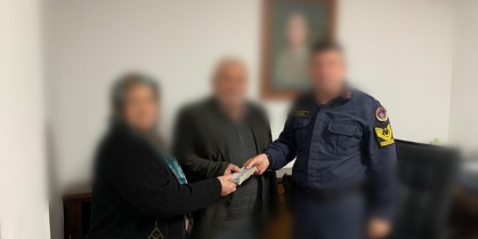 Ordu’da kendilerini jandarma olarak tanıtan dolandırıcılar yakalandı