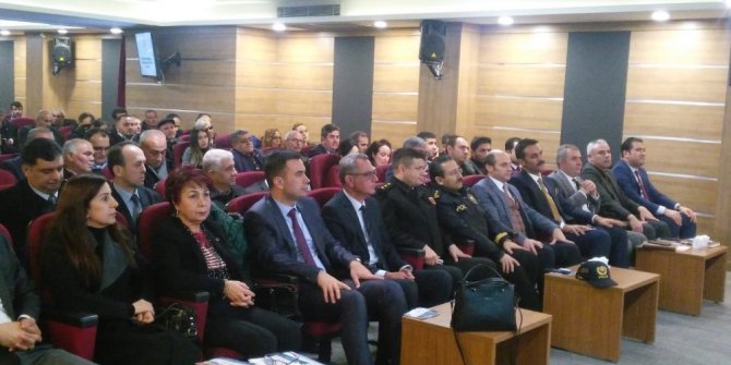 Tarsus‘ta muhtarlara bilgilendirme toplantısı