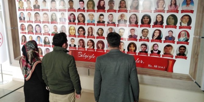 Şehit öğretmenler için ‘hatıra köşesi’ oluşturuldu