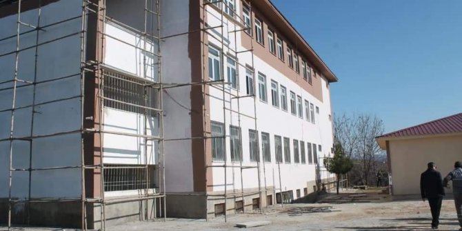 Ankaralı iş kadınından Kulp’a eğitim desteği