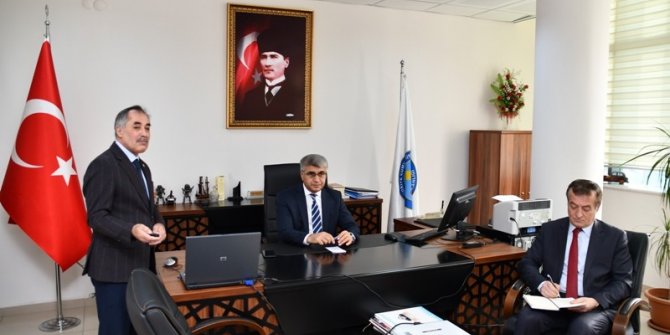 Karabük’te 48 bin kişiye yeni kimlik kartı verildi