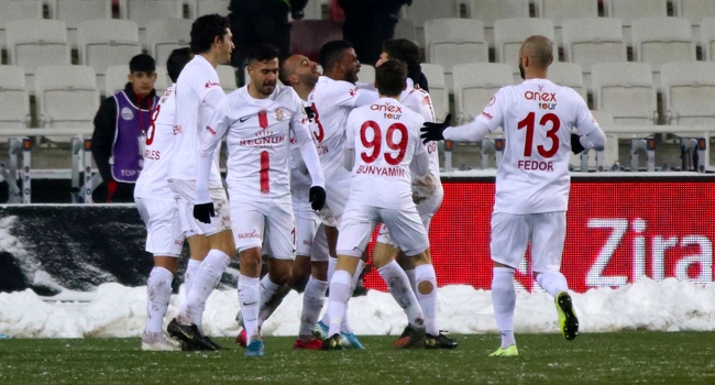 Son yarı finalist Antalyaspor