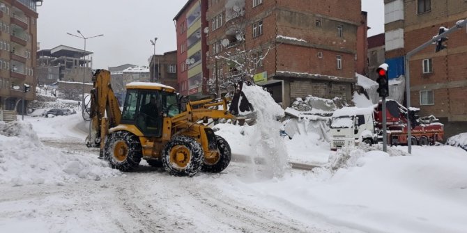 Hakkari’de 311 yerleşim yeri kapandı