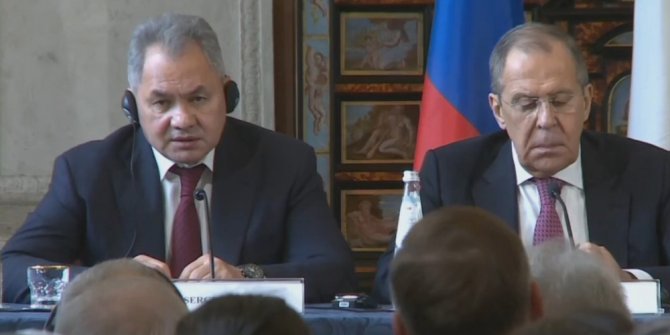 Rusya Savunma Bakanı Şoygu: "ABD, Suriye’deki petrol sahalarını yağmalıyor"