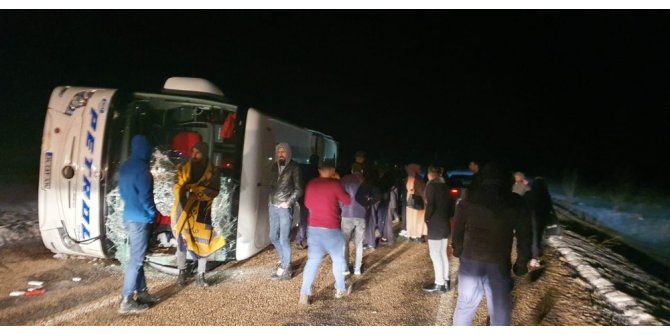 Kayseri’de yolcu otobüsü devrildi: 10 kişi yaralandı