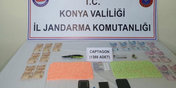 Otomobilde uyuşturucularla yakalandılar