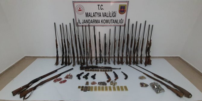 Malatya ve Adıyaman'da silah kaçakçılarına operasyon: 21 gözaltı
