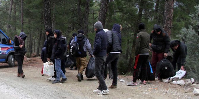 Seydikemer'de 32 kaçak göçmen yakalandı