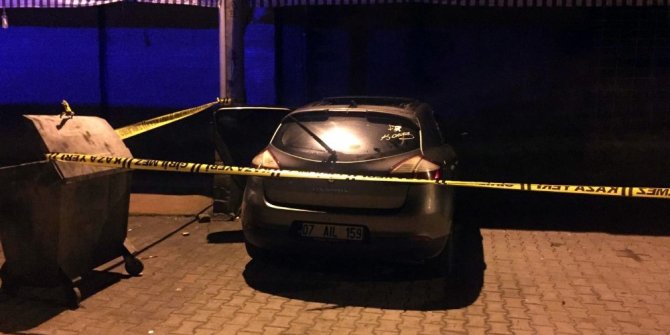 Otomobille motosiklet çarpıştı; 1 ölü