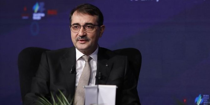 Dönmez: "Üçüncü sondaj gemisini İngiltere'den alıyoruz"