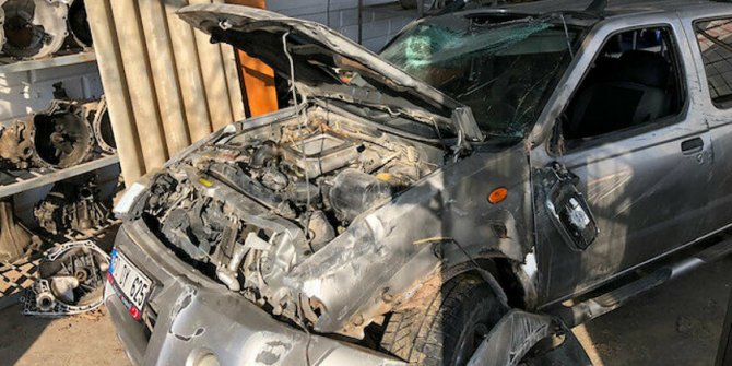 Yeni aldığı aracıyla sosyal medyadan seyir halindeyken yaptığı canlı yayın kötü bitti
