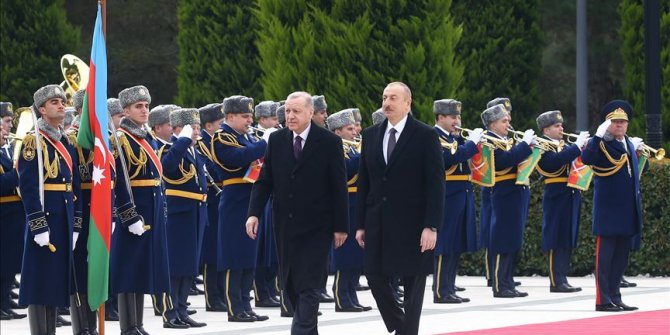 Azerbaïdjan : cérémonie officielle en l'honneur de l'arrivée du Président turc, Erdogan