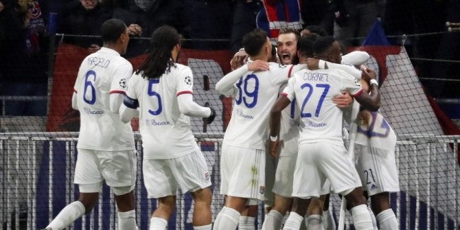 Olympique Lyon avantajı kaptı