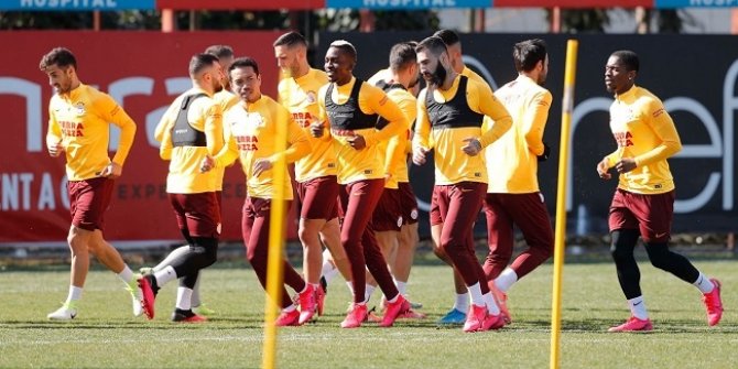 Belhanda'nın yerine Emre Akbaba