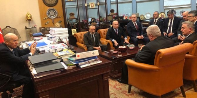 MHP Genel Başkanı Bahçeli kurmayları ile bir araya geldi