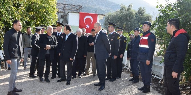Şehidin acı haberi Finike’deki ailesine ulaştı