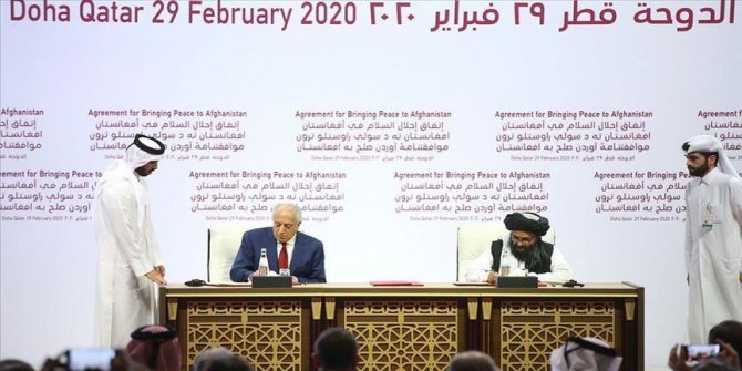 Doha accueille la cérémonie de signature de l'accord entre Washington et les "Taliban"