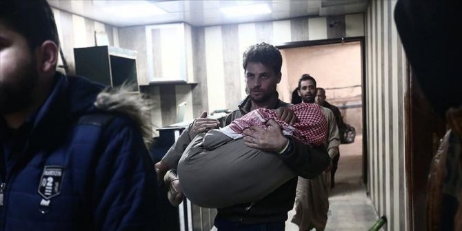 Russian, regime strikes kill 12 civilians in Idlib, Syria