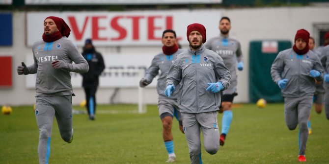 Trabzonspor, gruplar halinde sahaya iniyor