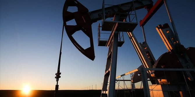 Brent petrolün varili 39,57 dolar