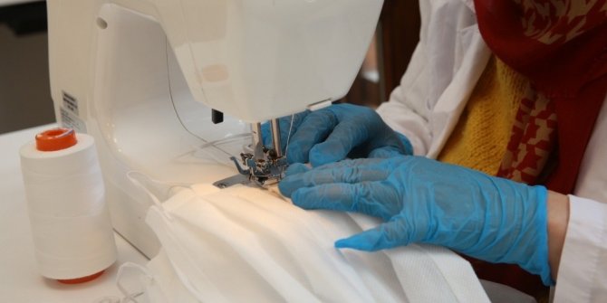 Hollanda Çin’den ithal ettiği maskelerin 600 binini toplatma kararı aldı