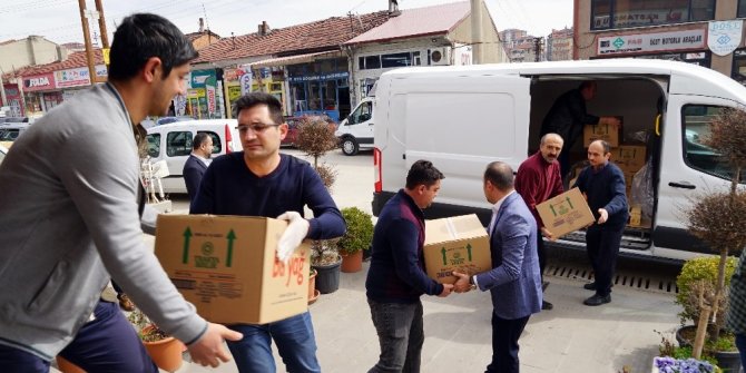 KATSO’dan ‘Evde kal’ çağrısında uyan ihtiyaç sahibi ailelere gıda yardımı