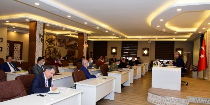 Pandemi Kurulu Toplantısı, Vali Deniz başkanlığında gerçekleştirildi
